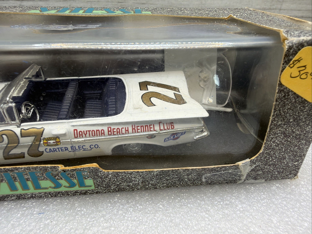 Vitesse 1959 Chevy Impala #27 Junior Johnson - Daytona Beach Club  - 1:43 Damage10