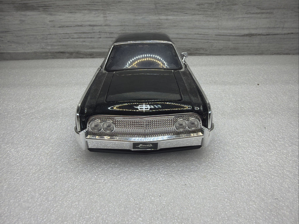 Jada 1963 Lincoln Continental Black  Diecast 1:24 Scale Nice Rare No Box4