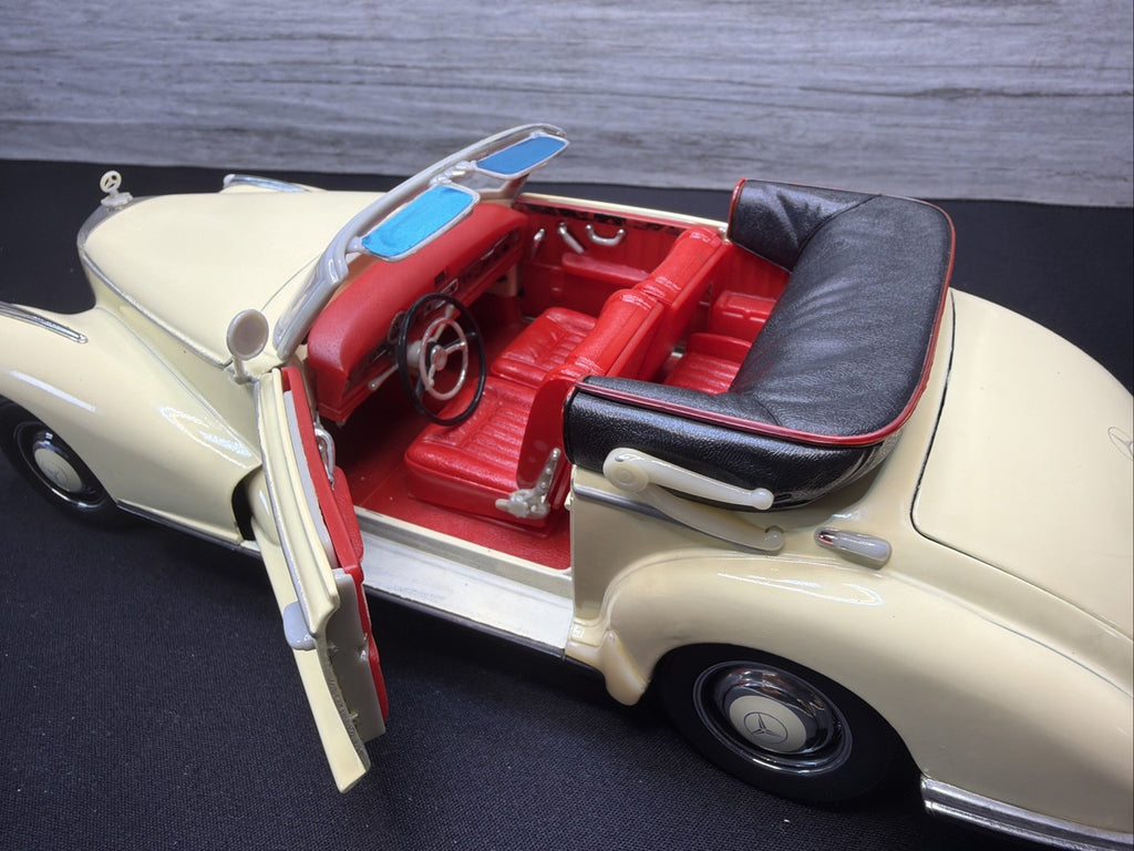 RARE Welly 1955 Black Mercedes-Benz 300s Die-Cast 1:18 Convertible NO BOX11