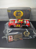 Action 1/24 Jeff Gordon #24 DuPont Jurassic Park 1997 Monte Carlo Elite LE STAND0