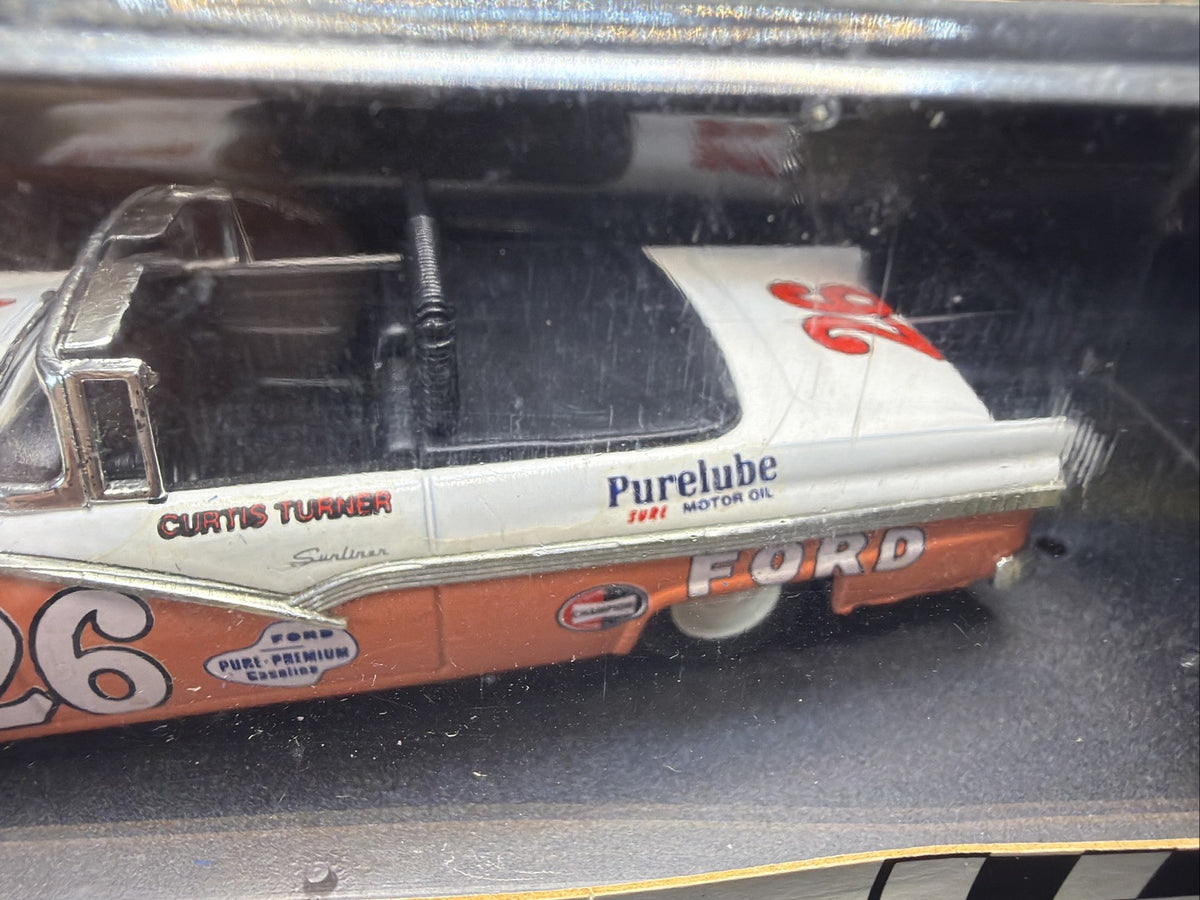 Curtis Turner #26 Ford Convertable Quartzo Legend Series Nascar Diecast 1/43rd8