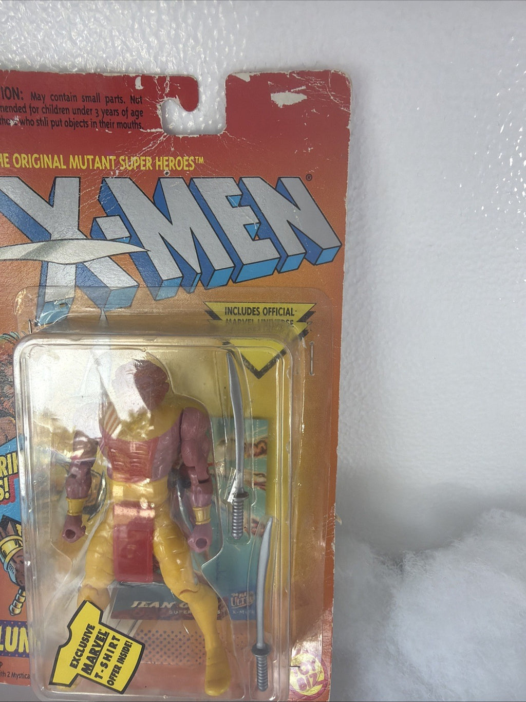 X Men Kylun Action Figure Striking Swords 1994 ToyBiz Marvel Comic Box Damage6