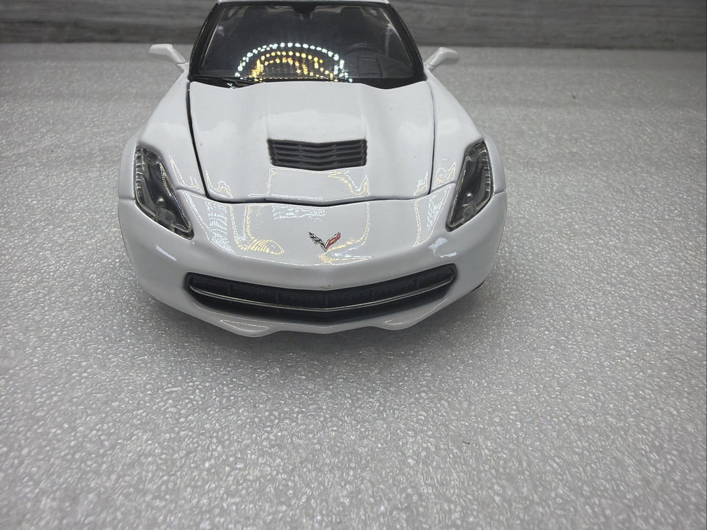 Maisto 2014 Chevrolet Corvette Stingray Grey 1/24 Scale Diecast Car No Box Nice5