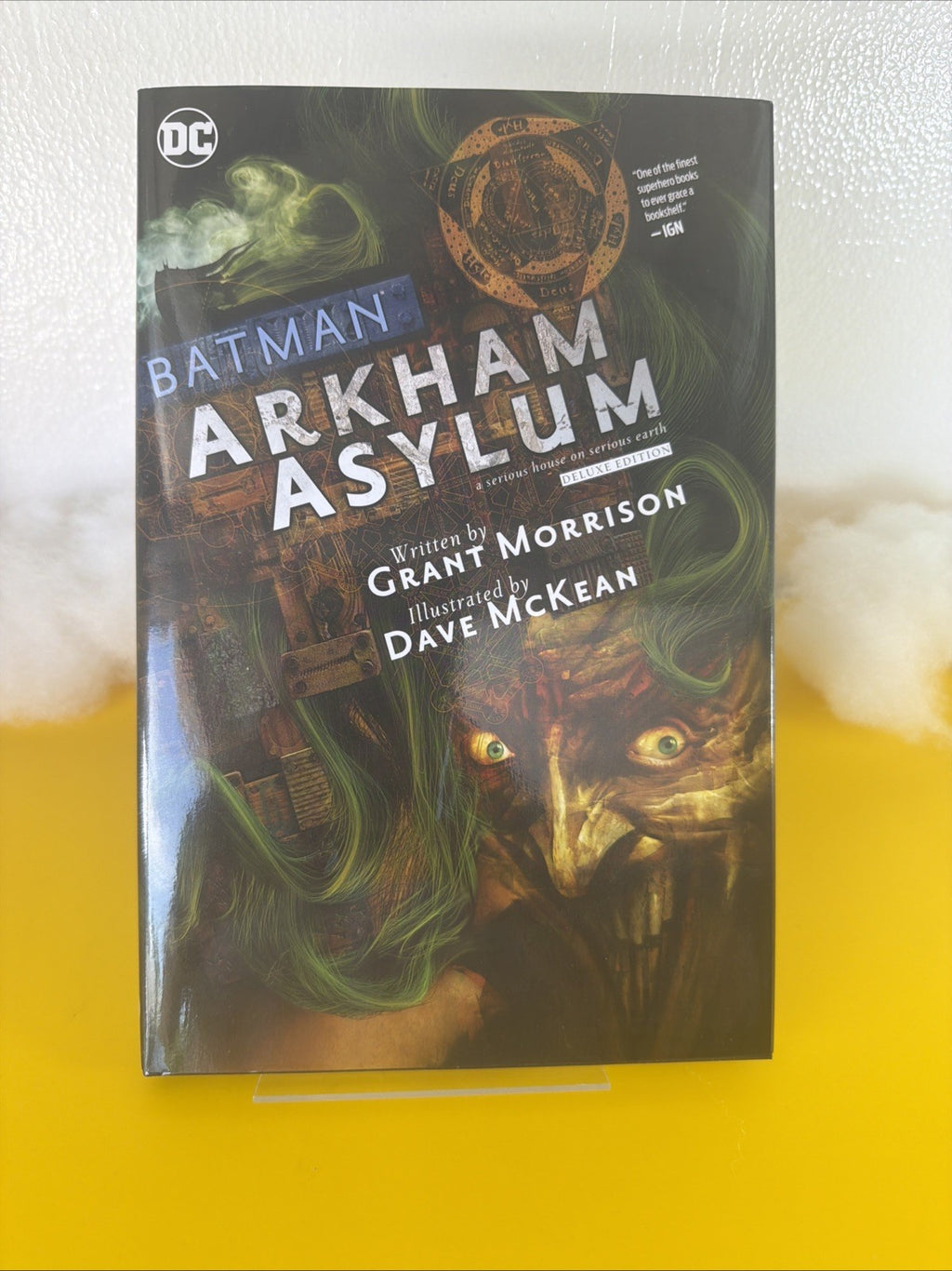 Batman Arkham Asylum Deluxe Edition DC Hardcover 2021 Grant Morrison Dave McKean0