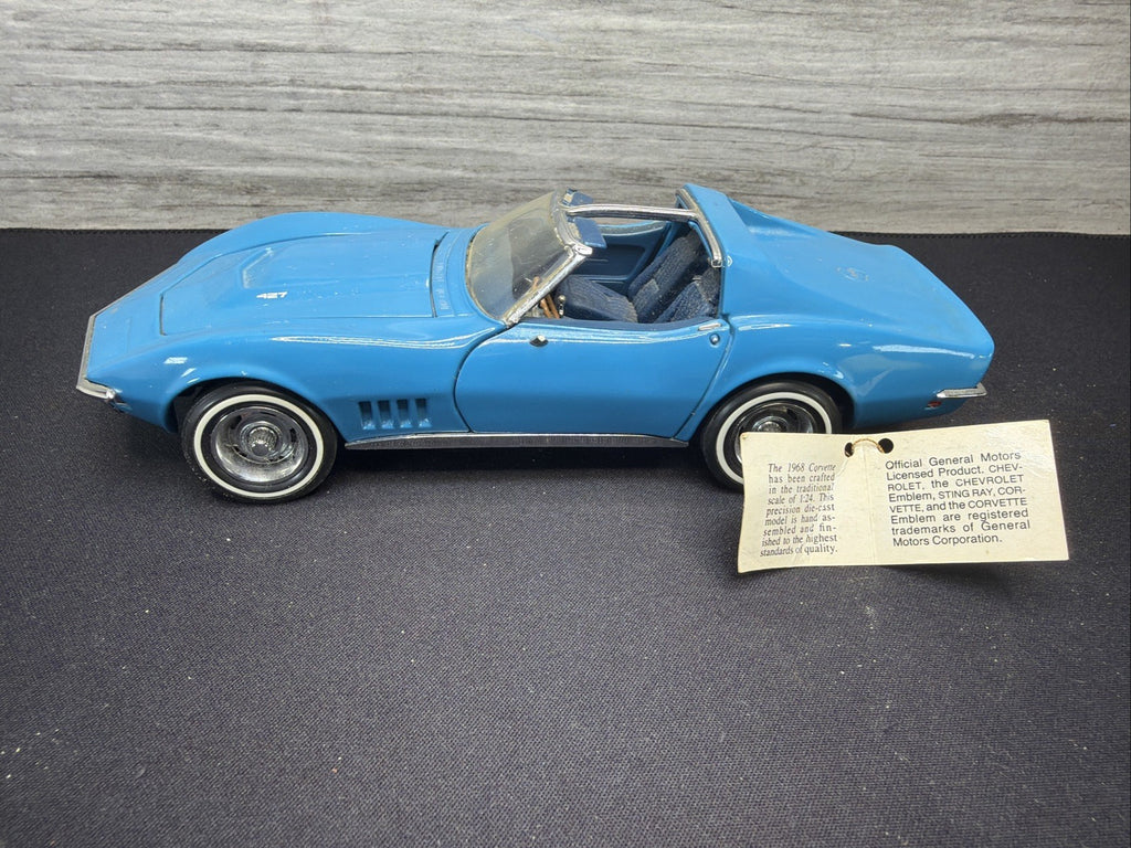 1968 Chevrolet Corvette, Franklin Mint, 1/24 Scale Diecast Model, Blue No Box0