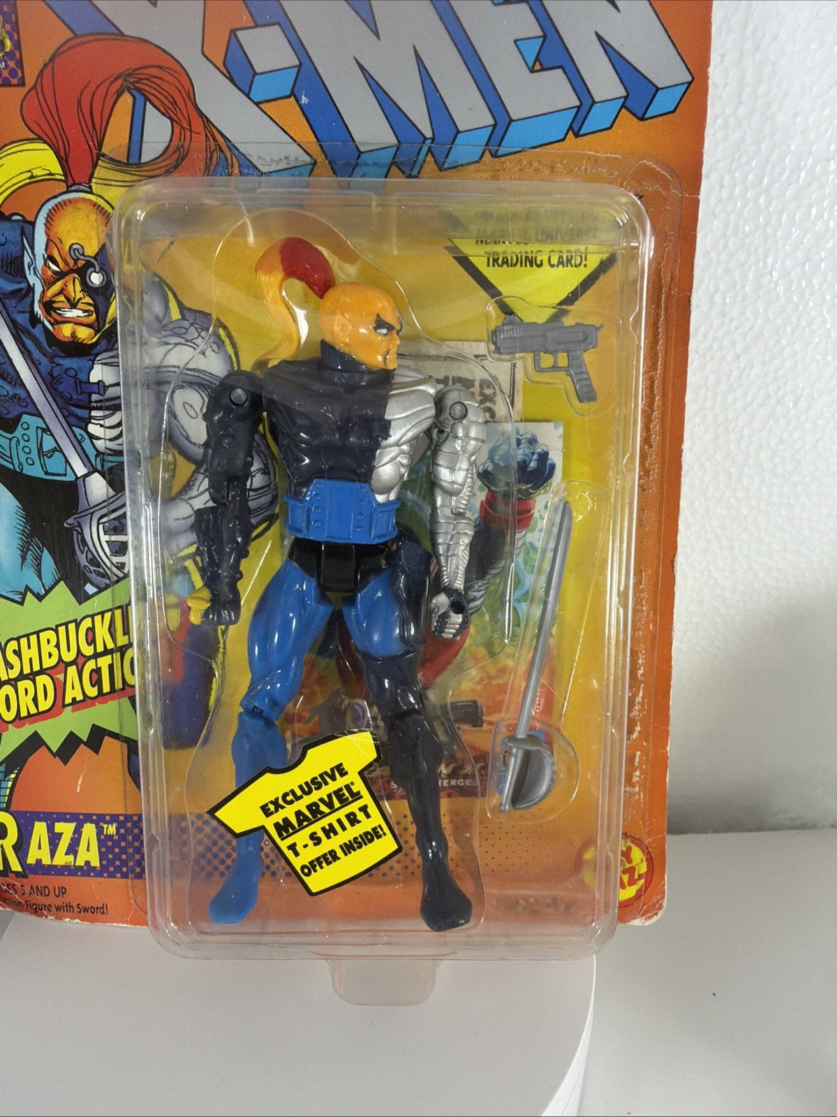 Marvel Comics  X Men Raza (1994) Toy Biz Action Figure New With Card Damage1