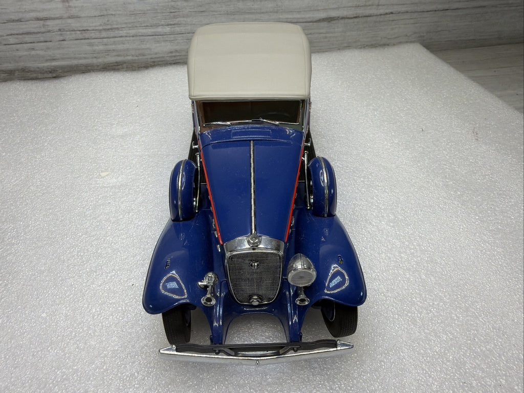 1932 Cadillac V16 Sport Phaeton 1:24 Franklin Mint TwoTone Blue No Box Headlight11