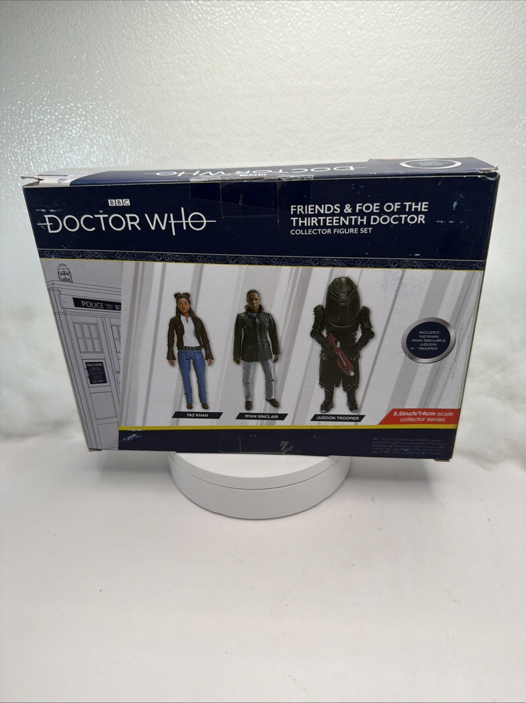 Doctor Who   Thirteenth Doctor Friends And Foes Action Figure 3 pack Shelf Wear6