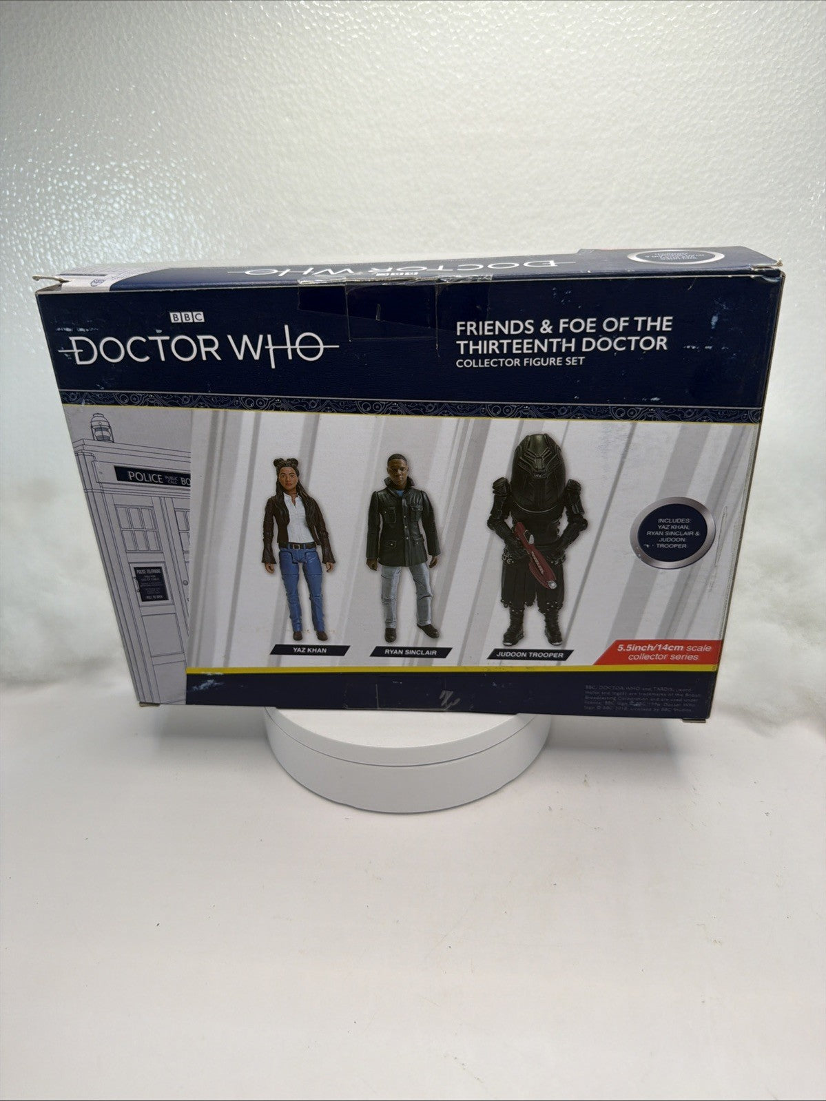 Doctor Who   Thirteenth Doctor Friends And Foes Action Figure 3 pack Shelf Wear6