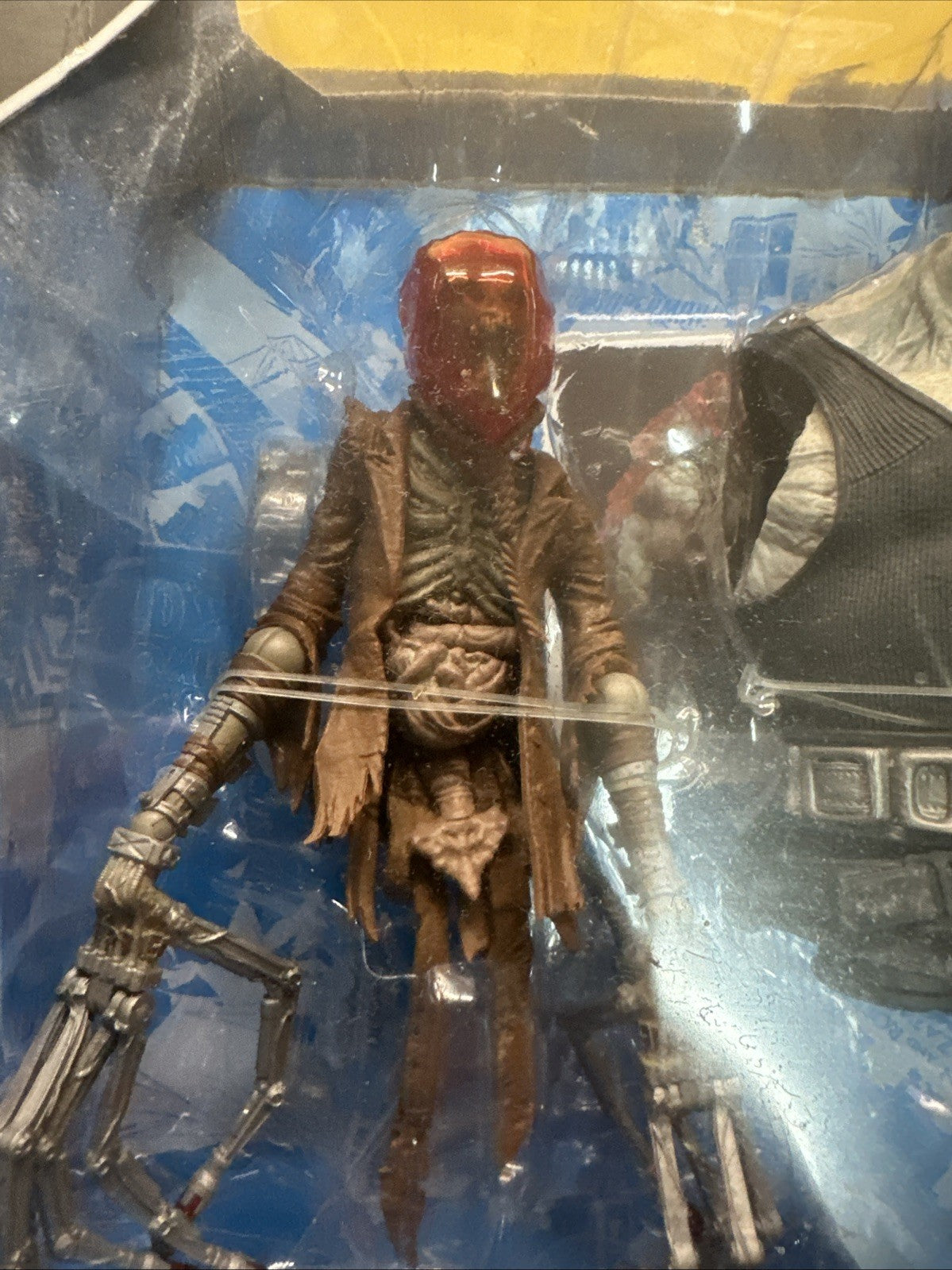 McFarlane DC Multiverse Scarecrow – Last Knight on Earth – Build A Bane   READ2
