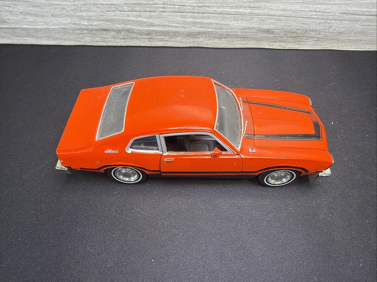 Motor Max 1974 Ford Maverick 1/24 Diecast Model Underneath Damage1