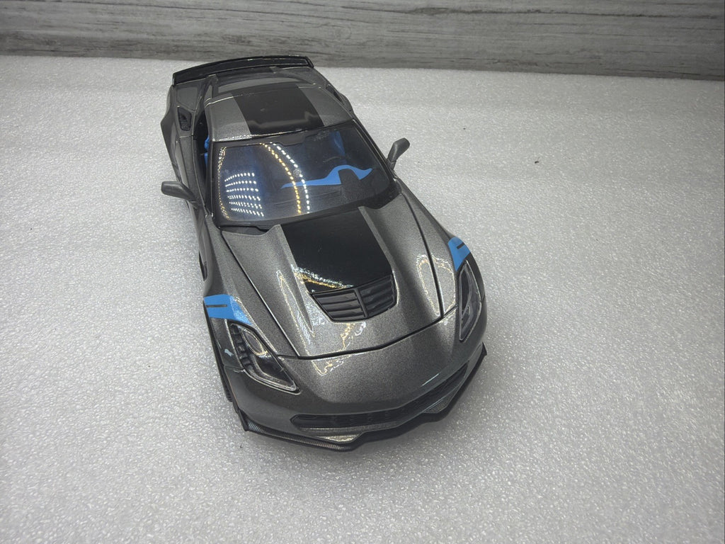 Maisto 2017 Chevrolet Corvette Stingray Grey 1/24 Scale Diecast Car NoBox Nice12