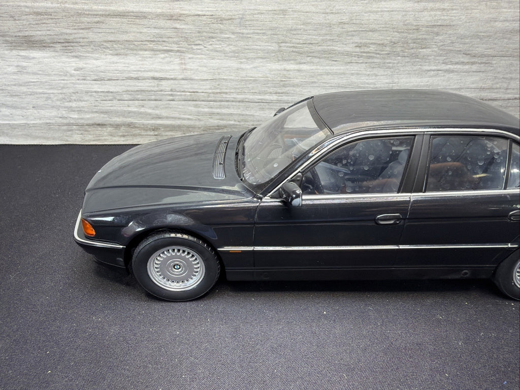 RARE 1:18 KK SCALE 1994 BMW 740i E38 7-series Black  Metallic Diecast  NO BOX7