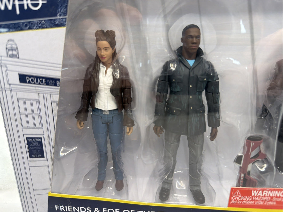 Doctor Who   Thirteenth Doctor Friends And Foes Action Figure 3 pack Shelf Wear0