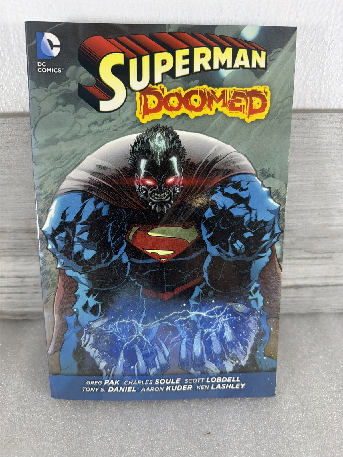 Superman: Doomed (DC Comics February 2016) Trade Paperback1