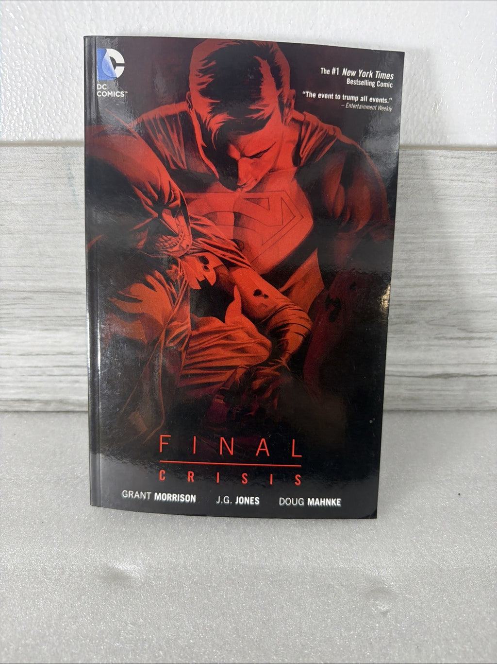 Final Crisis (New Edition) - Paperback, by Morrison Grant - Very Good0