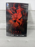 Final Crisis (New Edition) - Paperback, by Morrison Grant - Very Good0