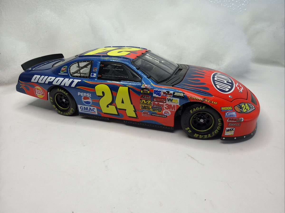 Jeff Gordon CUSTOM 2004 Sonoma Race Win 1/24 NASCAR Diecast #24 Dupont Chevy0