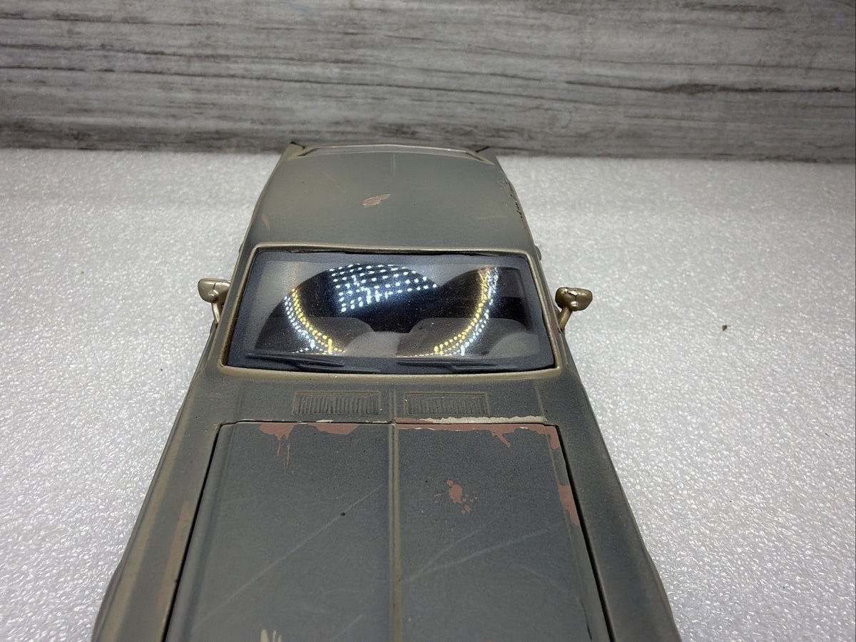 Maisto 1:24 Scale 1967 Ford Mustang GT Car W/Patina Diecast Old Friends5