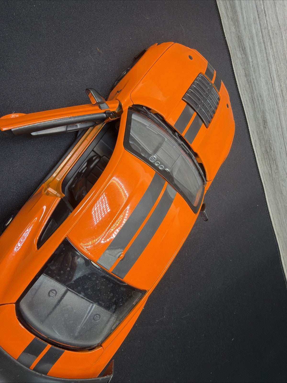 Maisto 1:18 Ford Mustang Shelby GT500 2020 Orange & Black Diecast Car13