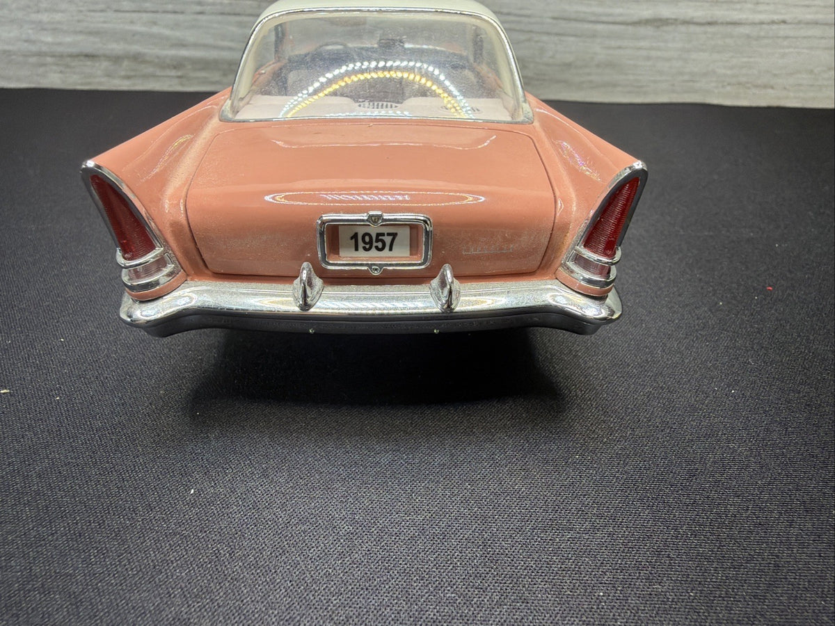 Danbury Mint Limited Edition #406 1957 Chrysler New Yorker Coupe 1:24 No Box4