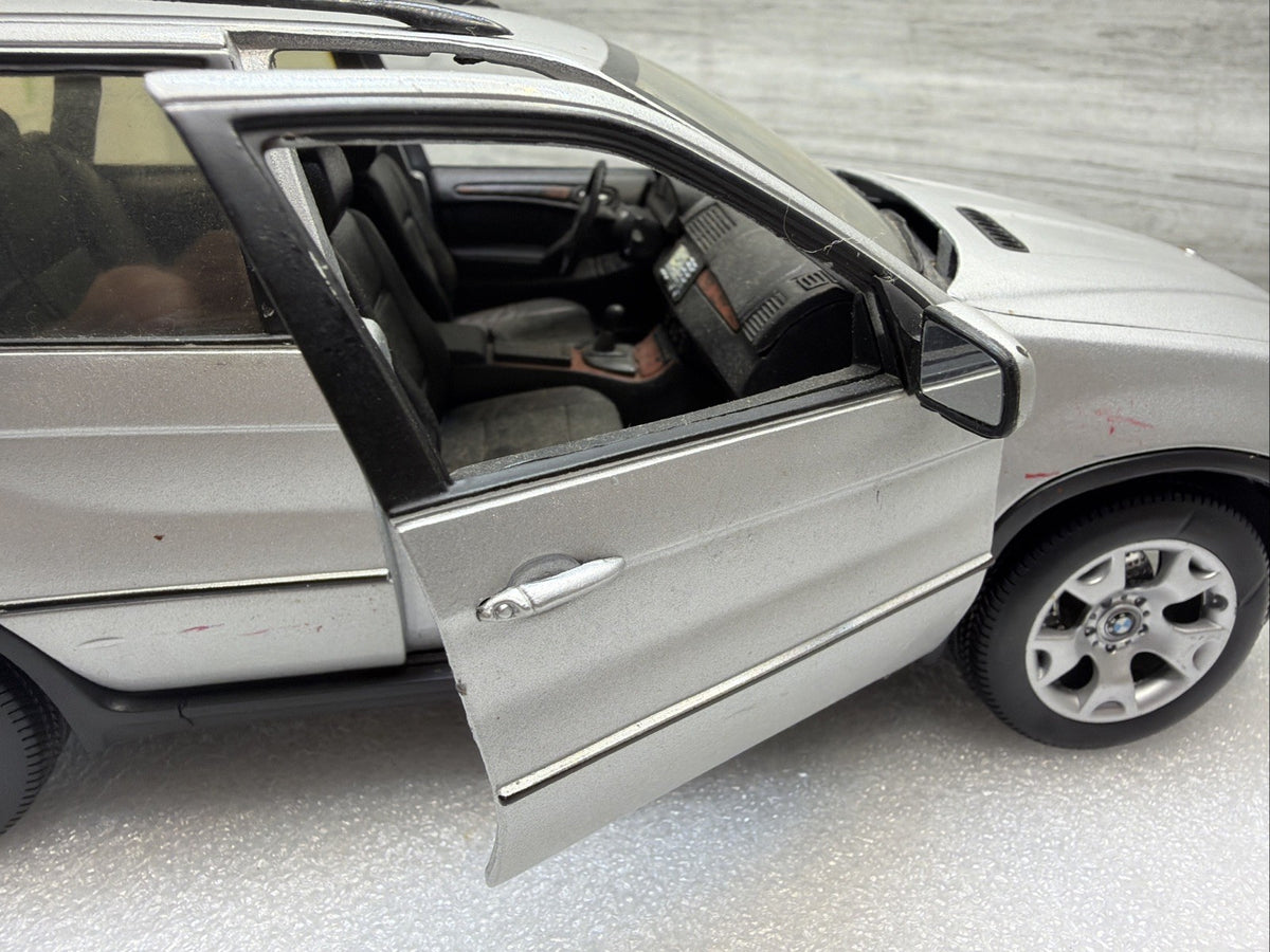 Welly 1:18 Silver BMW X5  no.9842 *RARE* Diecast Model Car13