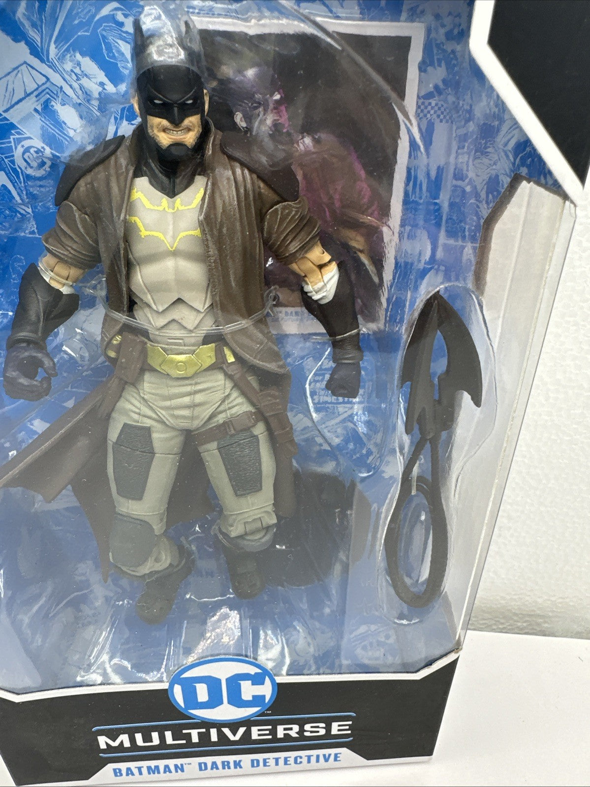 McFarlane Toys DC Multiverse Dark Batman Detective Future State 7" Action Figure2