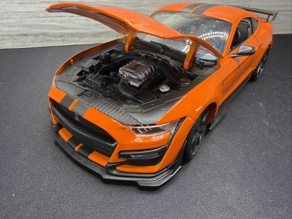 Maisto 1:18 Ford Mustang Shelby GT500 2020 Orange & Black Diecast Car7