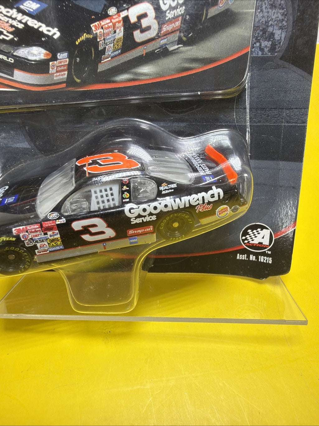 Dale Earnhardt Sr #3 Goodwrench 1:64 Monte Carlo 2004 Winner's Circle Series 11