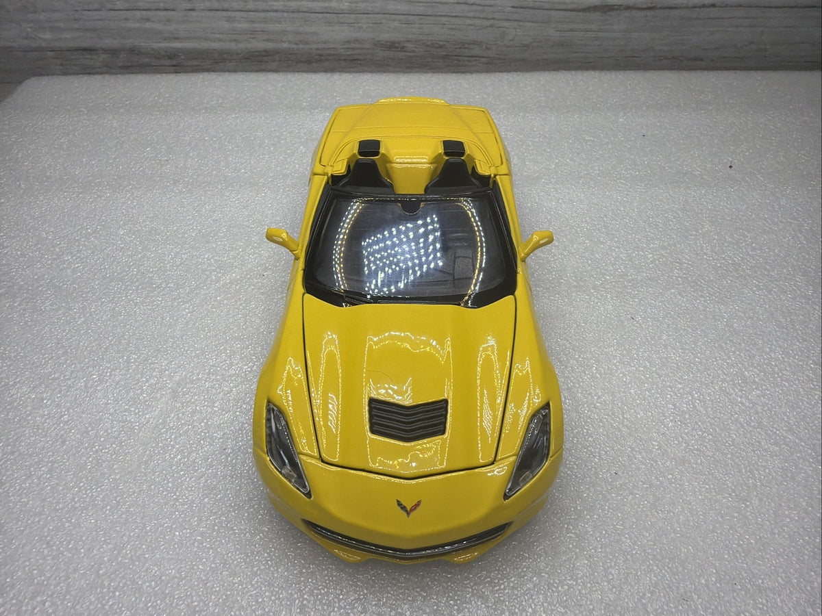 Maisto 2014 Chevrolet Corvette Stingray Yellow 1/24 Scale Diecast Car NoBox Nice7