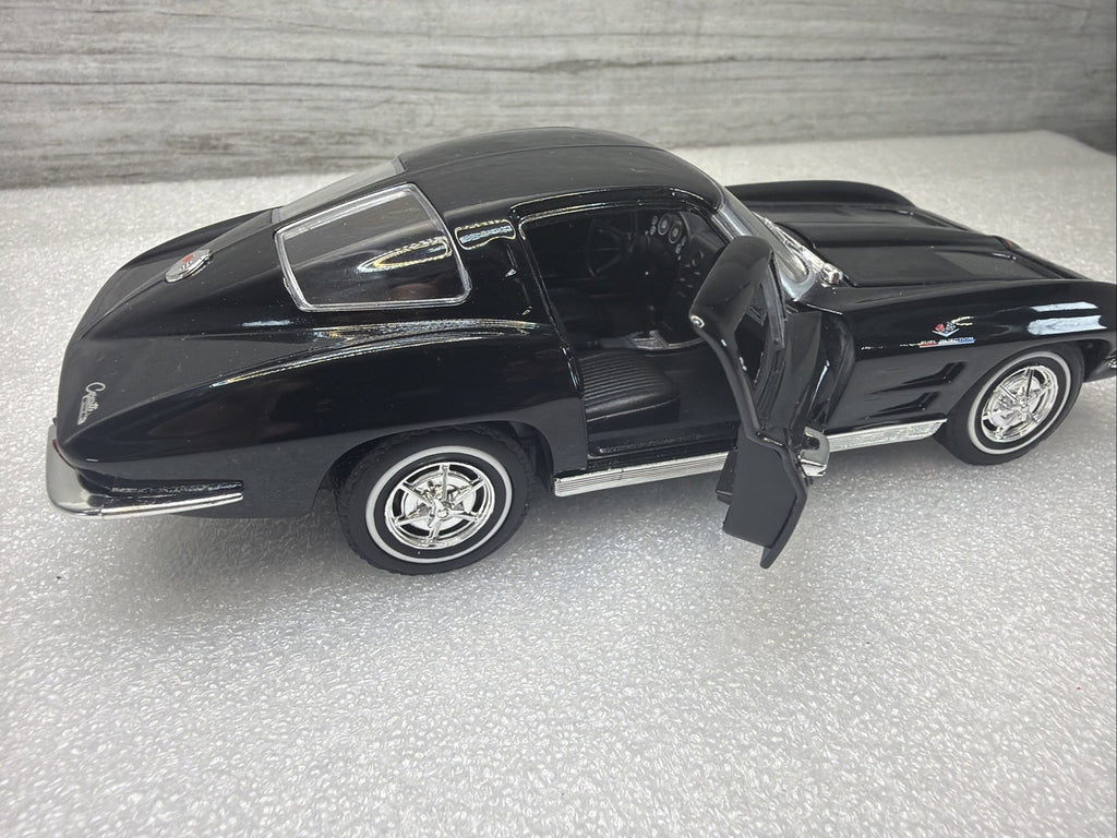 1963 Chevrolet Corvette C2 1/24 Scale Diecast Metal Model - Black No Box  Nice2