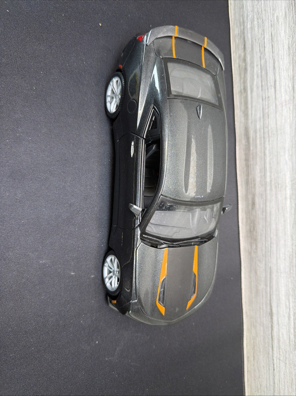 Gray 1/18 2017 Chevrolet Camaro 50th Anniversary Die-cast Maisto No Box2