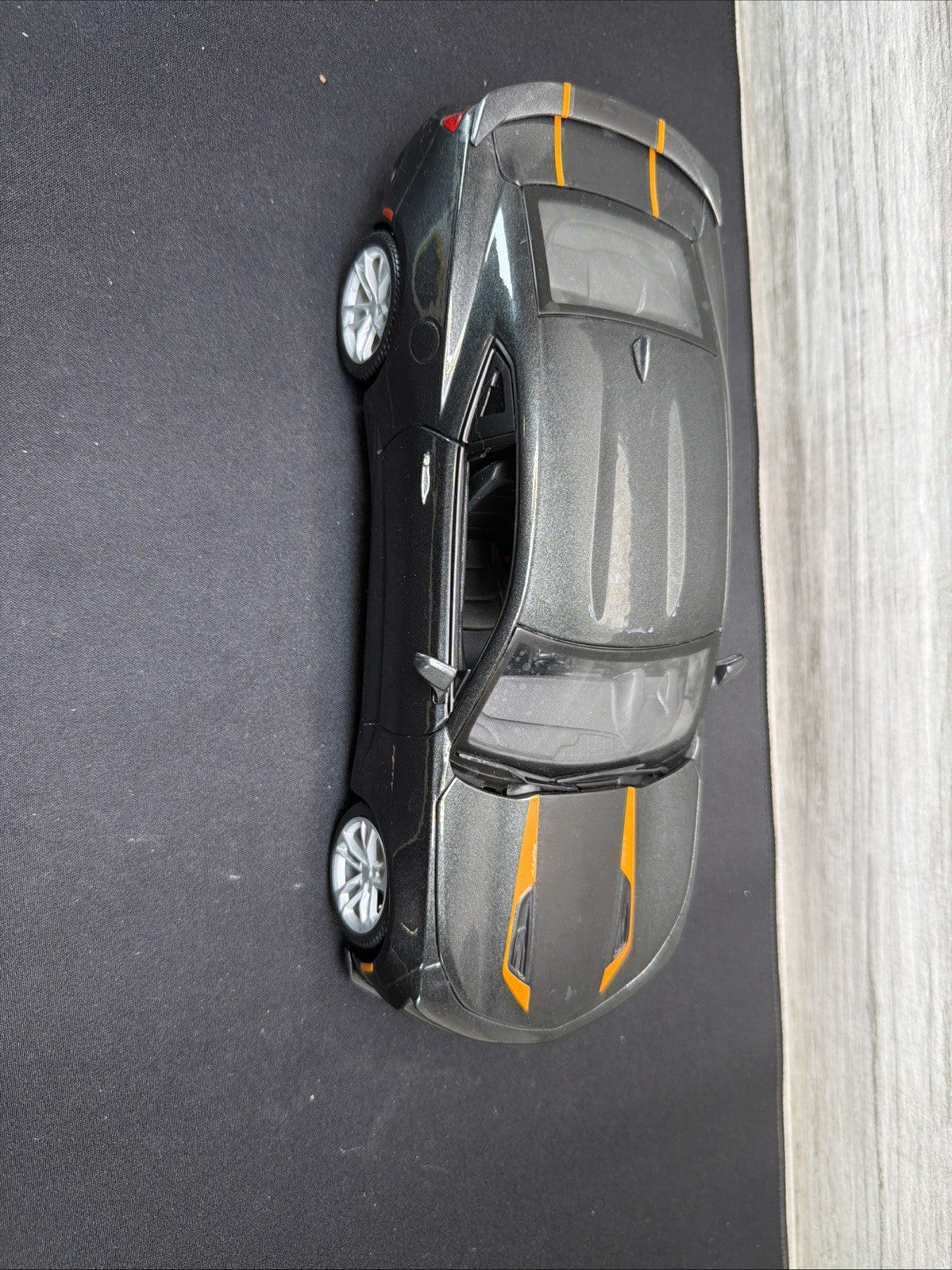 Gray 1/18 2017 Chevrolet Camaro 50th Anniversary Die-cast Maisto No Box2