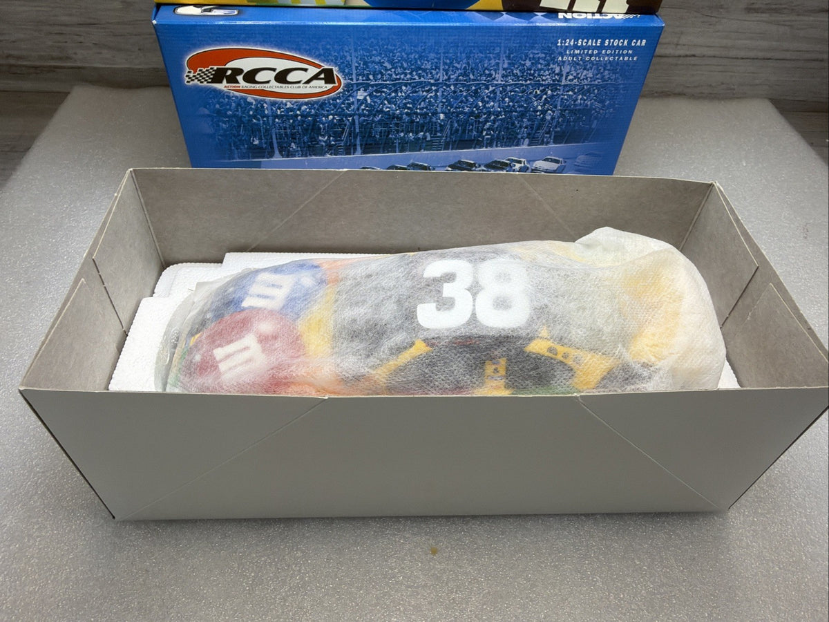 ACTION RCCA Elliott Sadler #38 M&M's 2004 Taurus Club Car 1 of 300 P/N 40233712