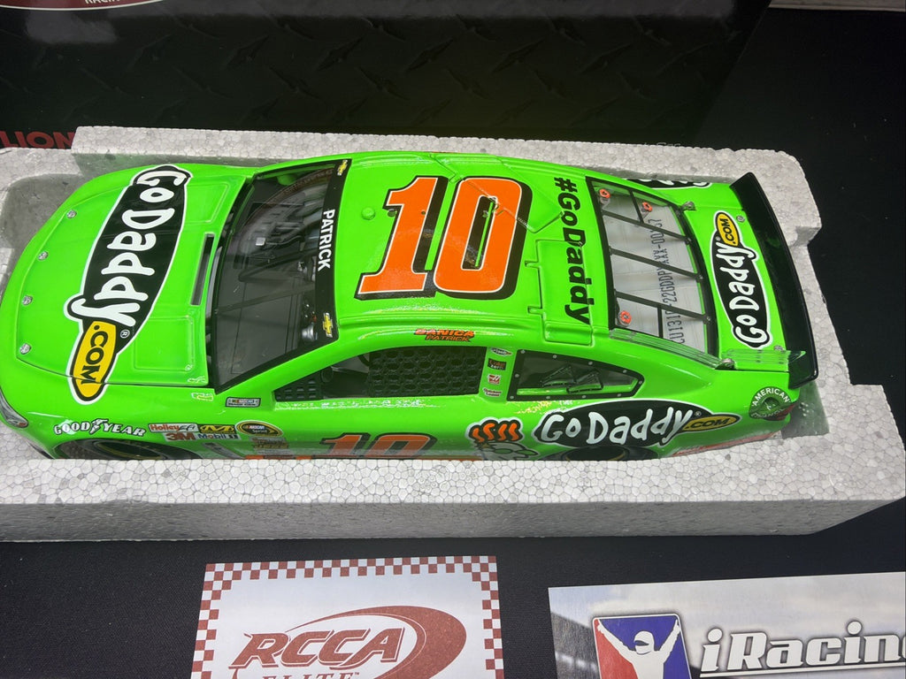 Lionel RCCA ELITE 1/24 2013 SS Danica Patrick 10 Go DADDY 157/450 New W/Cert3