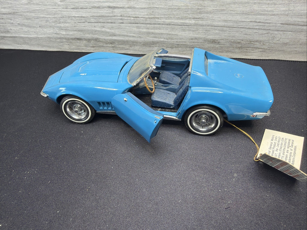1968 Chevrolet Corvette, Franklin Mint, 1/24 Scale Diecast Model, Blue No Box3