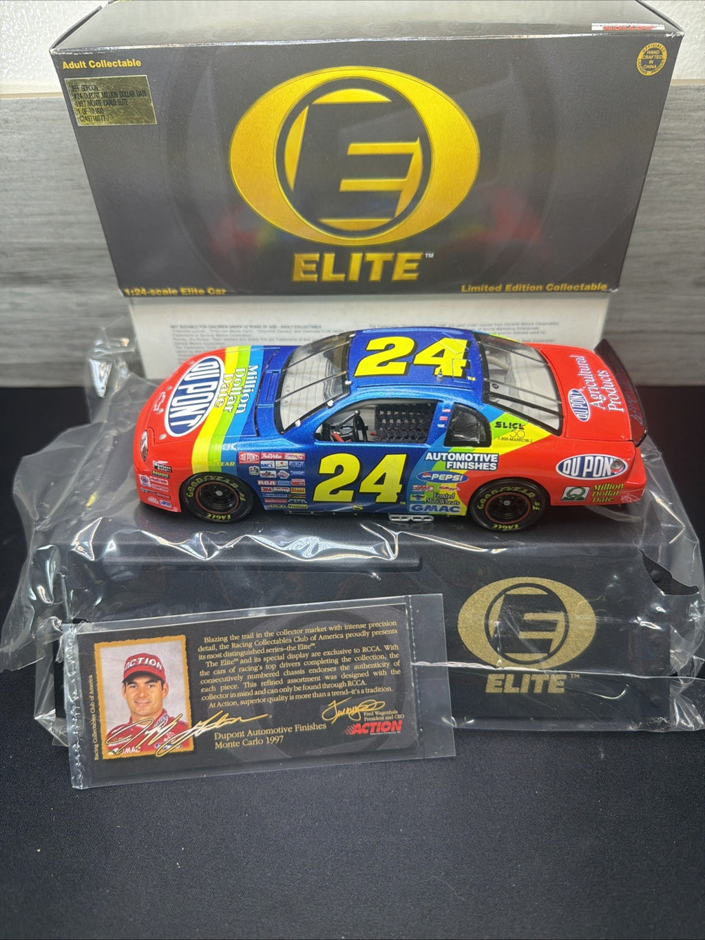 JEFF GORDON #24 DUPONT MILLION DOLLAR DATE 1997 MONTE CARLO  ELITE 1:24 W/BASE0