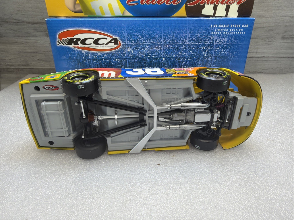 ACTION RCCA Elliott Sadler #38 M&M's 2004 Taurus Club Car 1 of 300 P/N 40233711