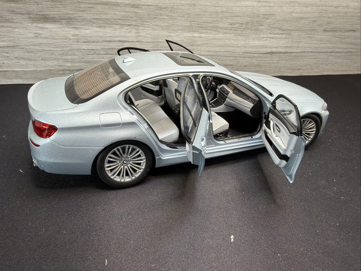 1:18 Paragon BMW F10 M5 Silver Blue RARE Limited Edition DAMAGE NO BOX SEE PICS13