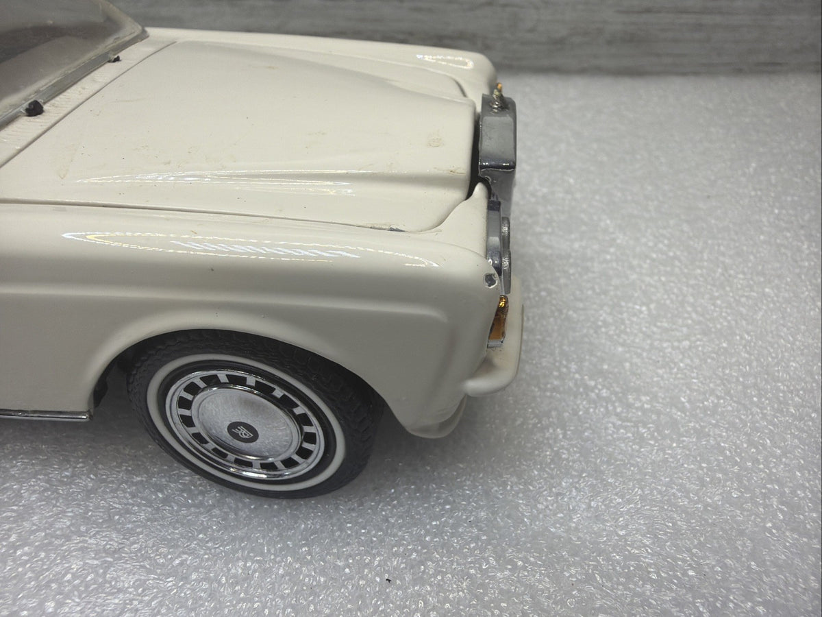 Franklin Mint- 1992 Rolls-Royce Corniche IV Convertible 1/24 Has Damage See Pics3