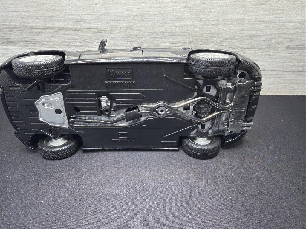 Bburago 1:18 2011 BMW X6 M Black Diecast Nice No Box14