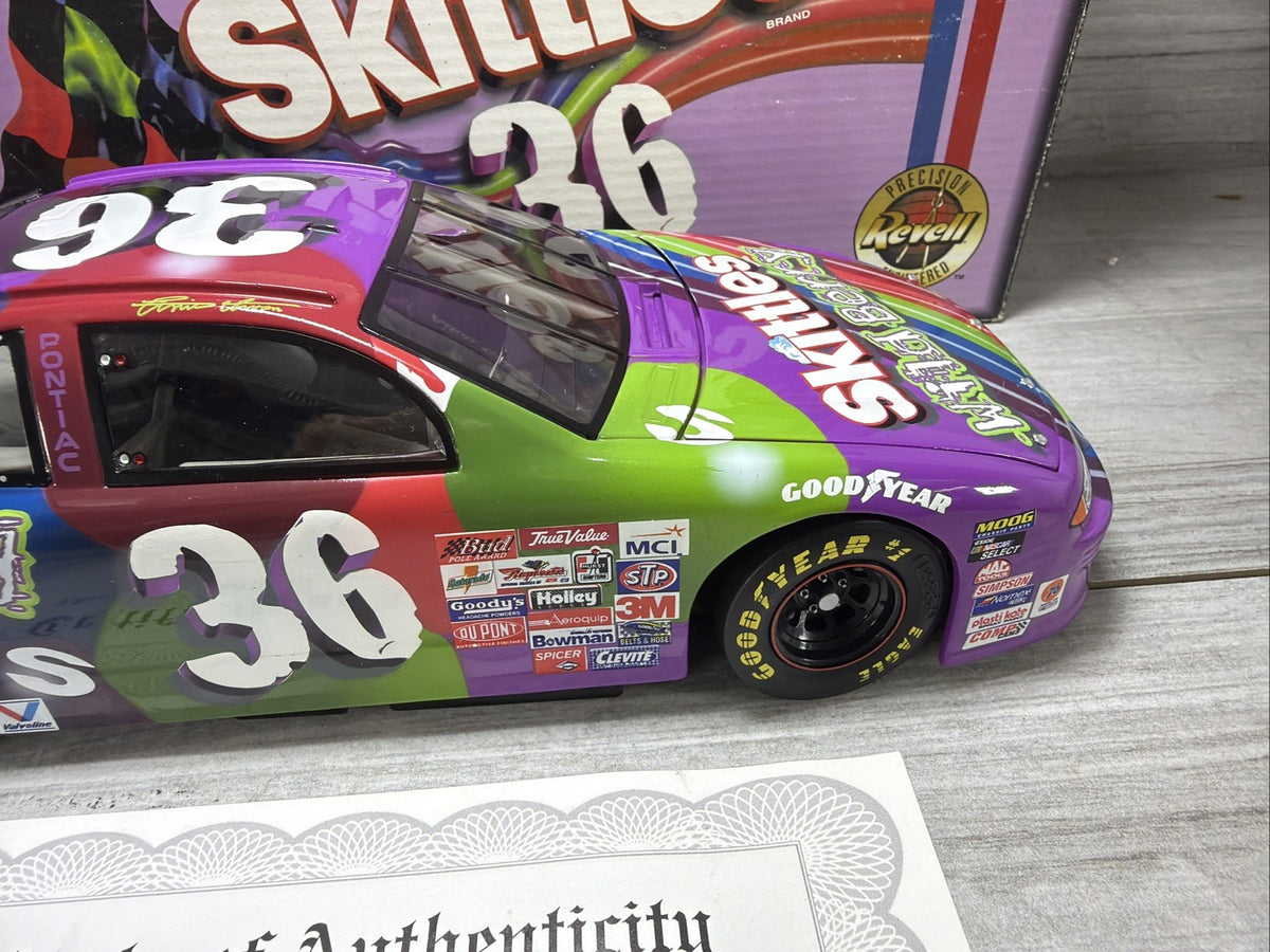 REVELL Ernie Irvan 1998 Wild Berry Skittles Pontiac 1/18 Scale 1 of 3120 New11