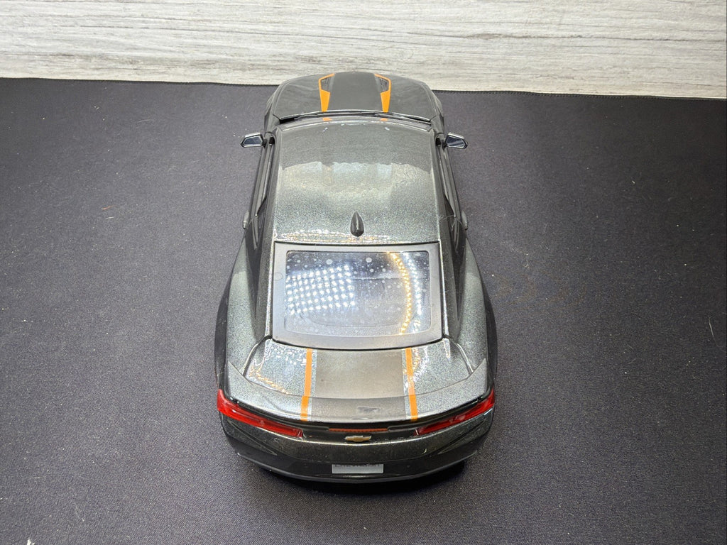 Gray 1/18 2017 Chevrolet Camaro 50th Anniversary Die-cast Maisto No Box14