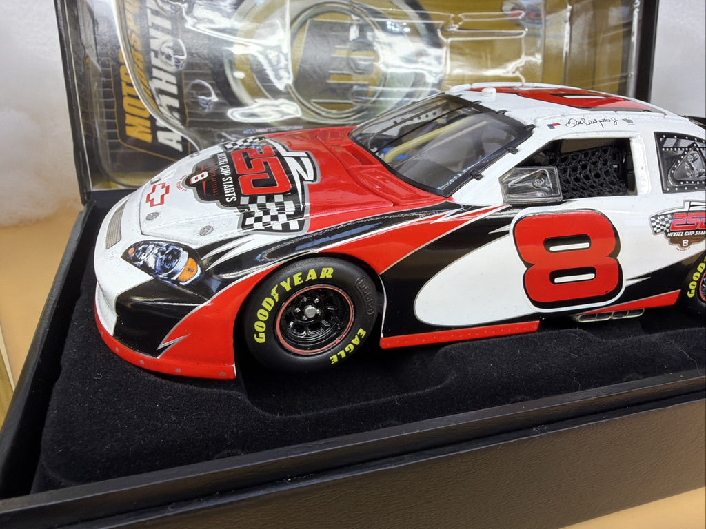 DALE EARNHARDT JR. 2006 ELITE #8 250TH CONSECUTIVE START CHEVY /1,500 MADE XRARE12