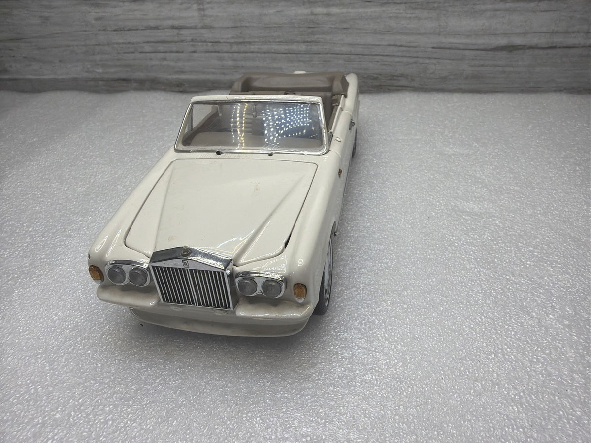 Franklin Mint- 1992 Rolls-Royce Corniche IV Convertible 1/24 Has Damage See Pics8