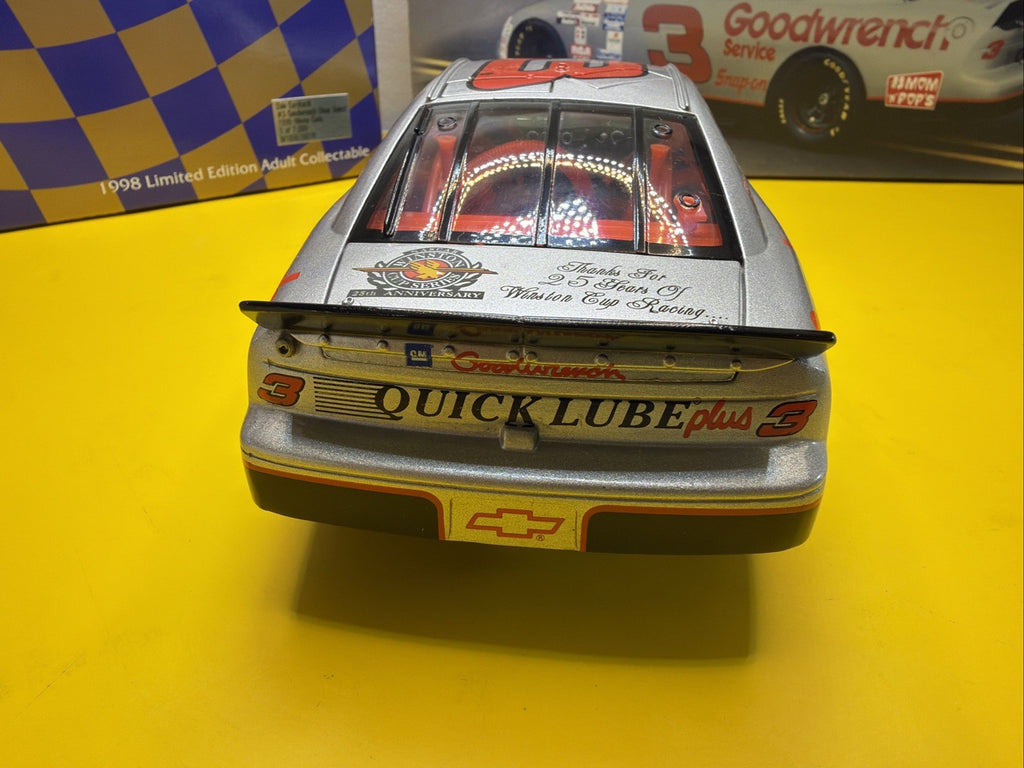 Action Platinum Series 1:18 Dale Earnhardt #3 1995 Monte Carlo 1/7000 Goodwrench10