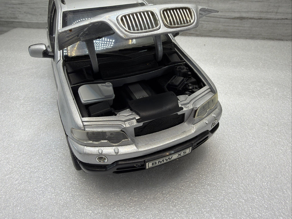 Welly 1:18 Silver BMW X5  no.9842 *RARE* Diecast Model Car12