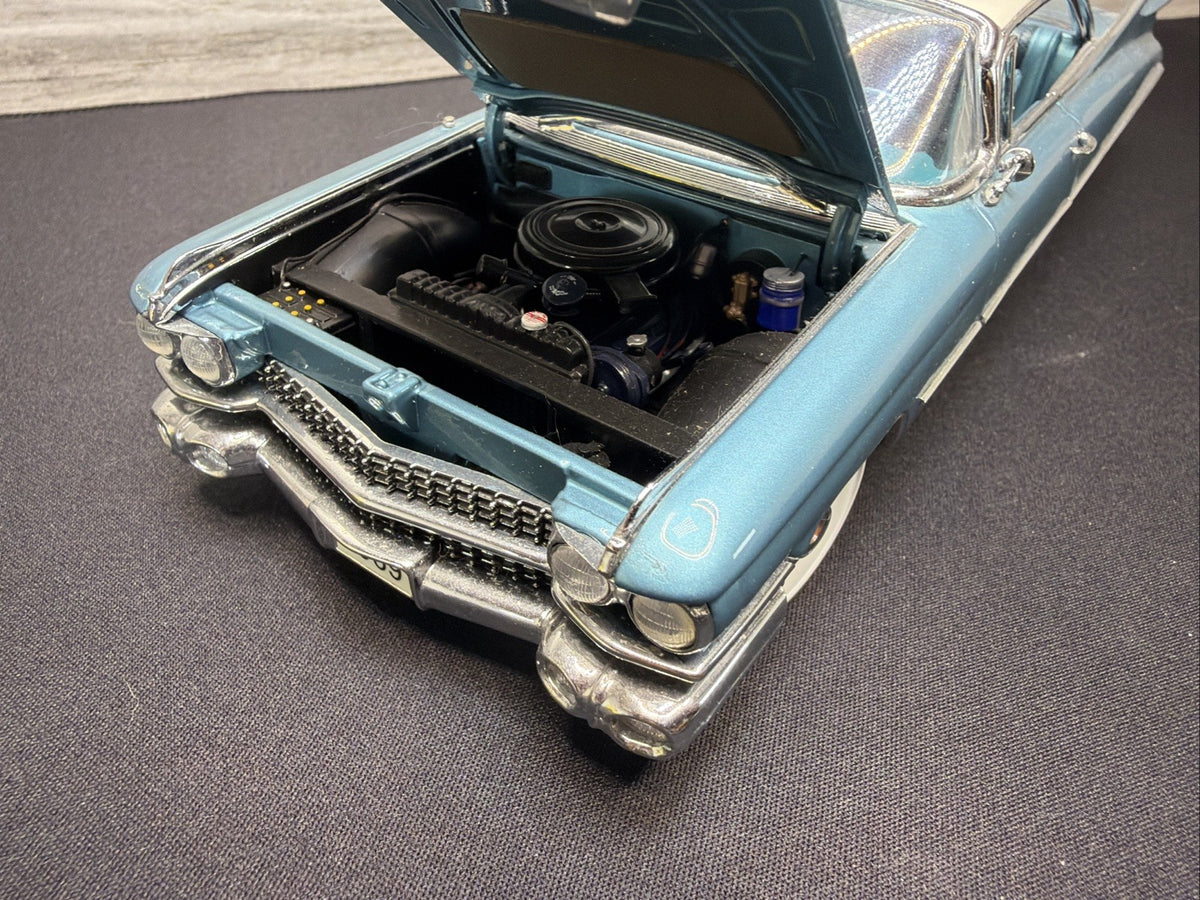 Danbury Mint 1959 Cadillac Coupe de Ville No Box Nice Blue Minor Damage14