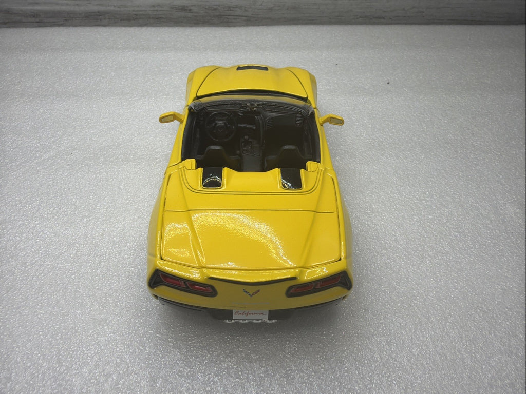 Maisto 2014 Chevrolet Corvette Stingray Yellow 1/24 Scale Diecast Car NoBox Nice12