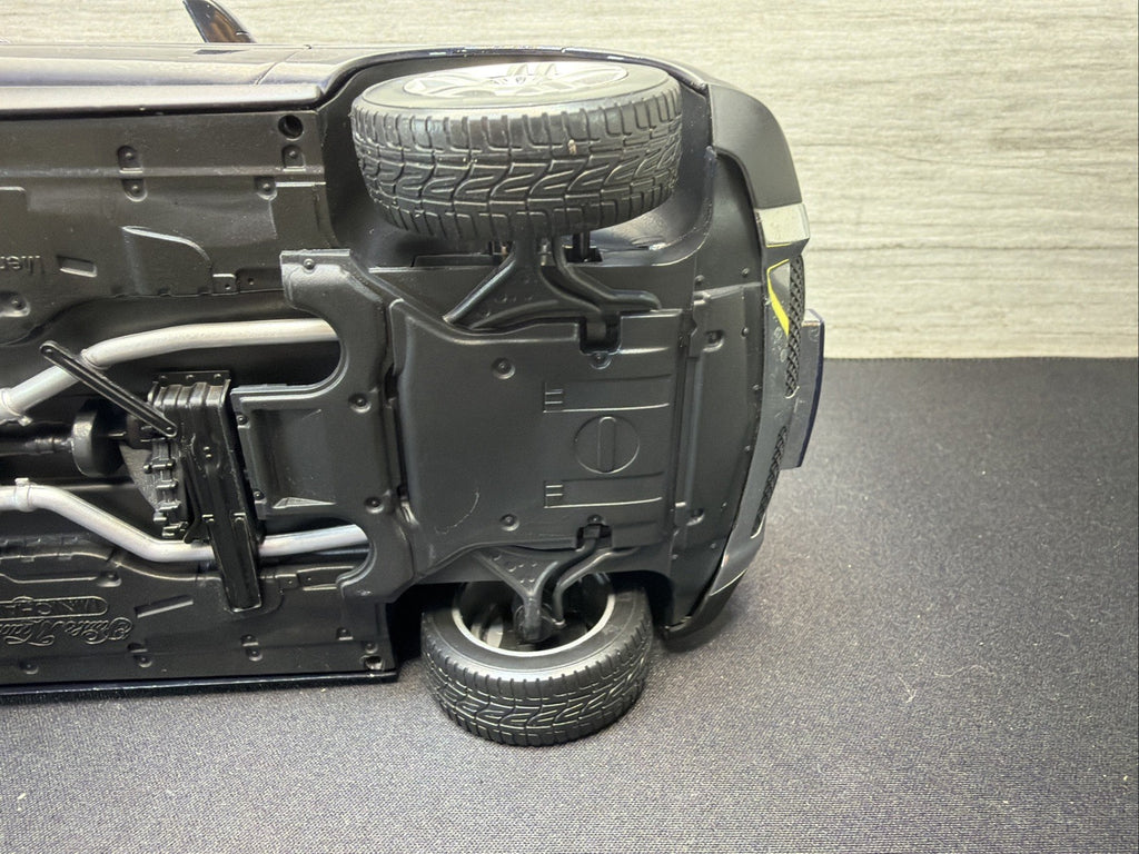 RARE FIRST LOOK ART MINICHAMPS MERCEDES-BENZ M-CLASS SCALE 1:18 DIECAST  NICE.21